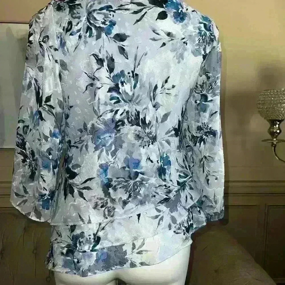Alex Evenings Size small blue floral pattern asymmetrical layered top - Picture 7 of 7